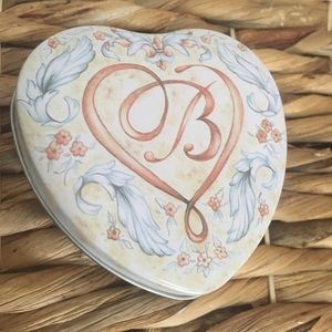 Brighton Heart-Shaped Tin Can Collectible Jewelry Holder! 💥